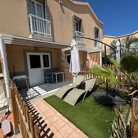 809 Oasis Club * San Bartolomé